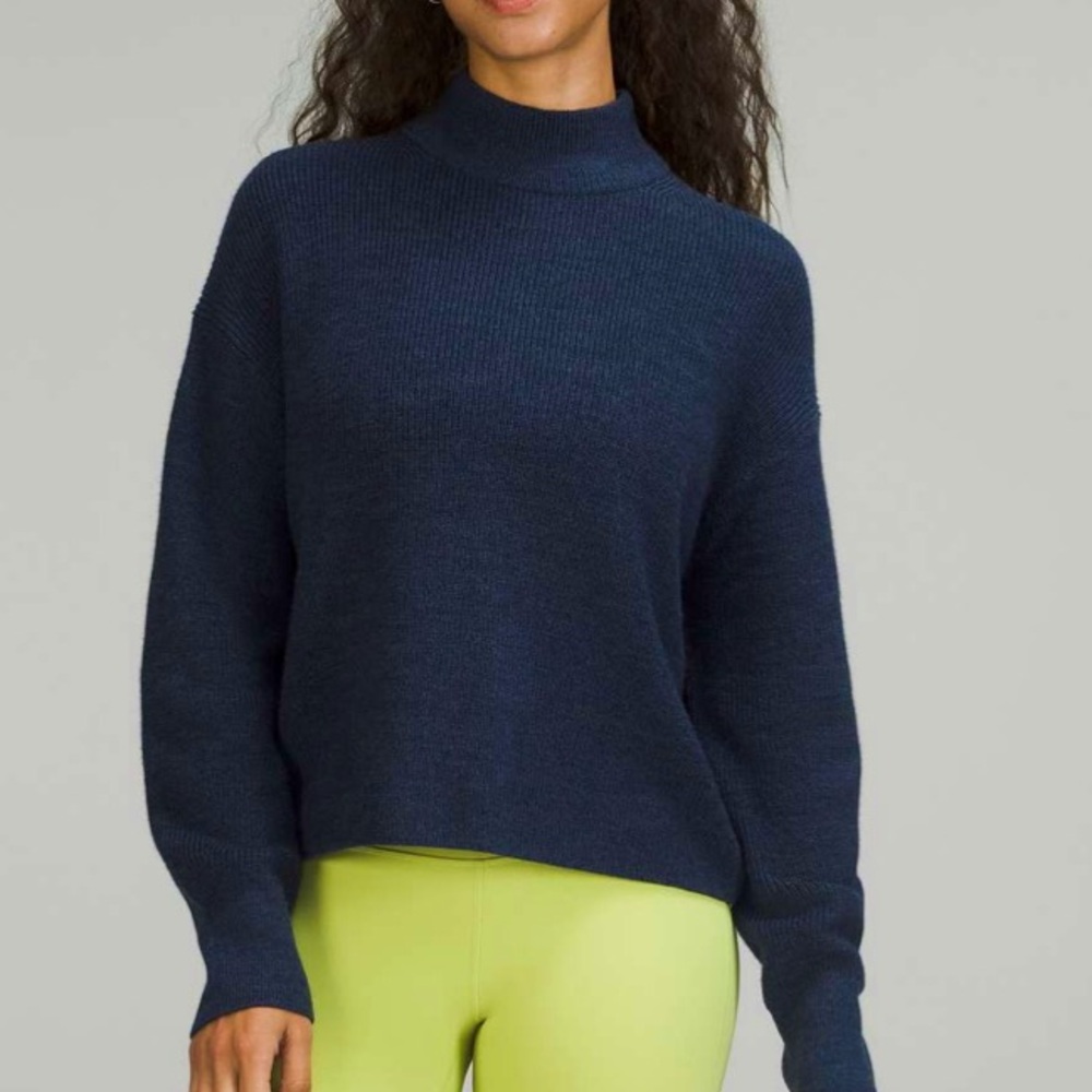 Lululemon Merino wool mock neck sweater, heathered navy, size 4 fits 4/6
